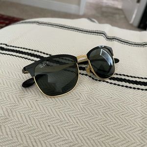 Ray-Ban Polarized RB3538 Sunglasses black/gold
